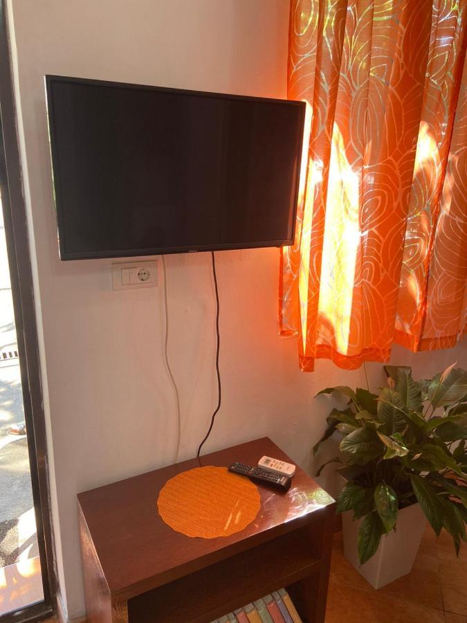Apartments Mira Тиват Экстерьер фото